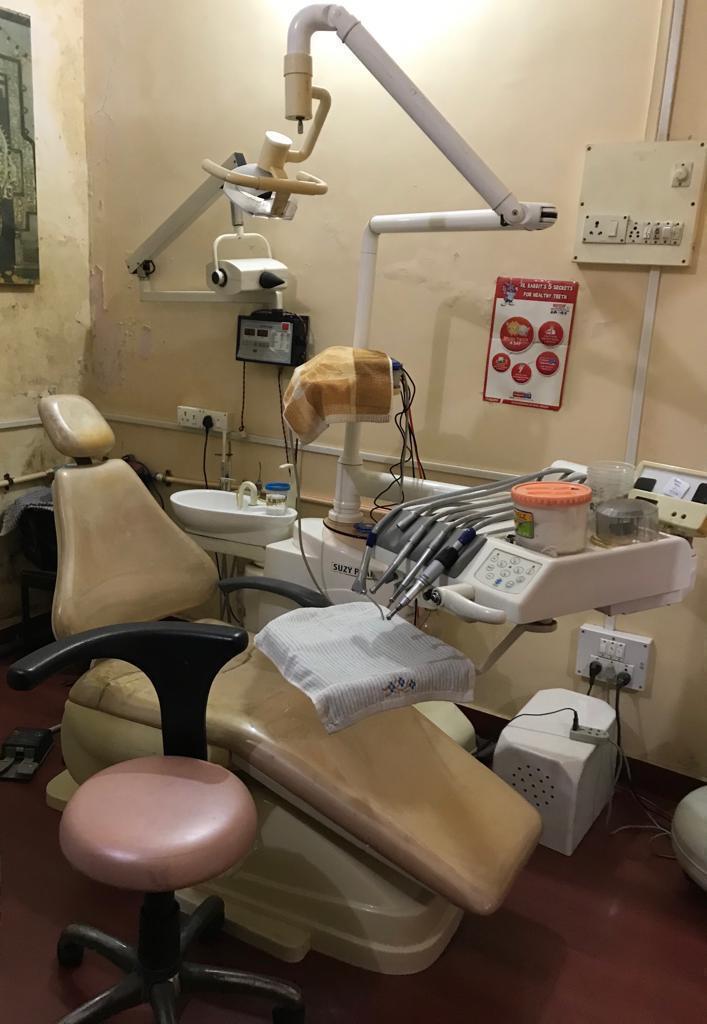 Dental Equipment's For Sale At Mahim, Mumbai Dental Clinic Equipment