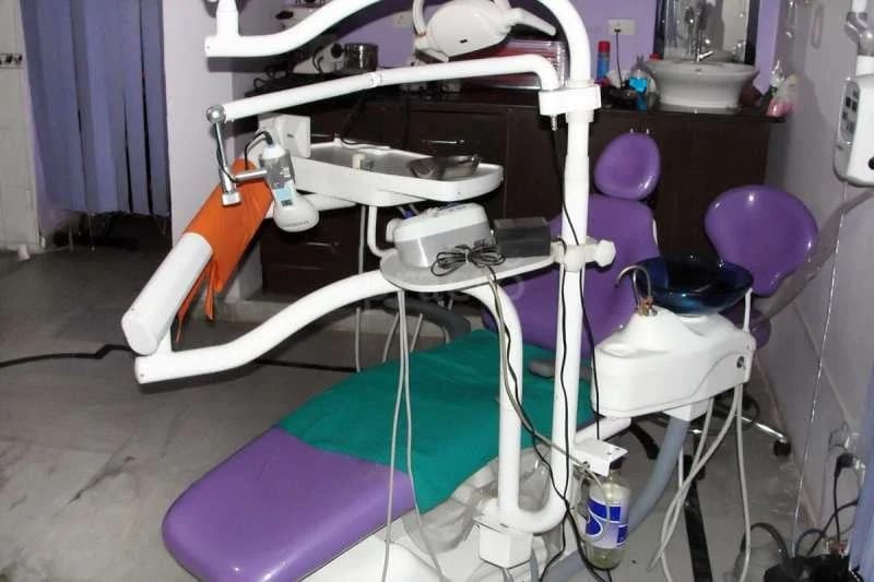 Complete Dental Set Up For Immediate Sale At Omicron 2, Greater Noida